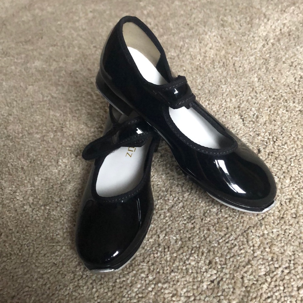 Danshuz black patent leather tap shoes